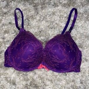 Victoria’s Secret bra